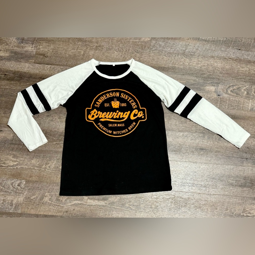NWOT size L Sanderson Sisters Brewing Co Shirt